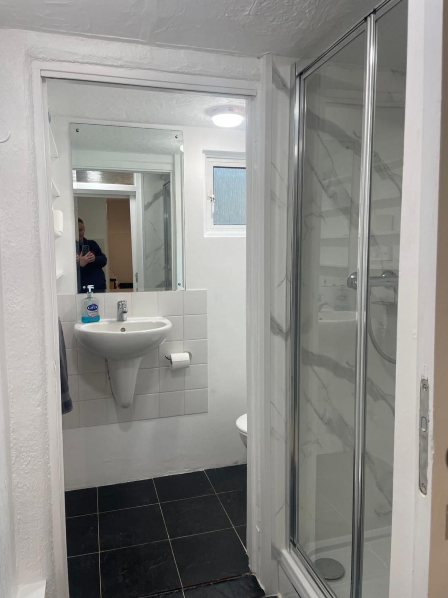 Right By Leigh Broadway Private Garden Large Ground Fl Apt ساوثيند أون سي المظهر الخارجي الصورة
